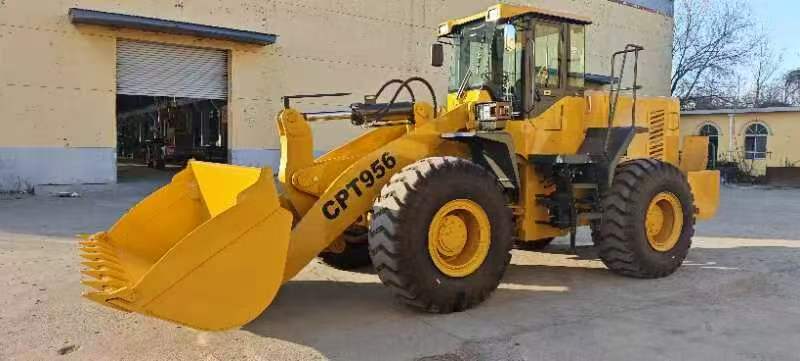 wheel loader 